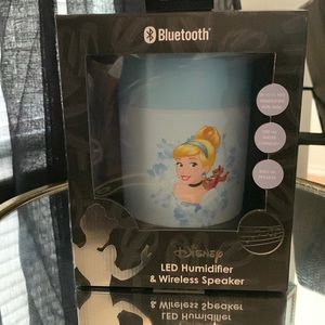 Brand new/sealed Disney Cinderella Princess LED Humidifier & Wireless Speaker